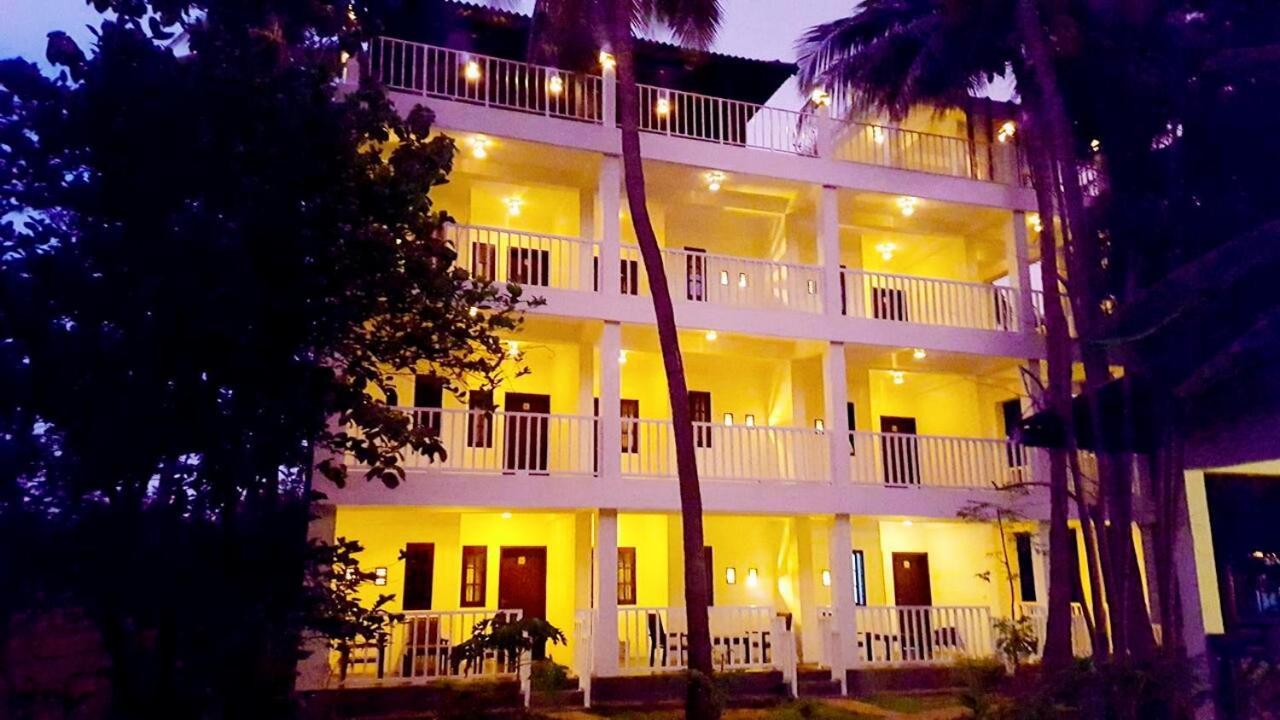 Lakmini Lodge Сигирия Экстерьер фото