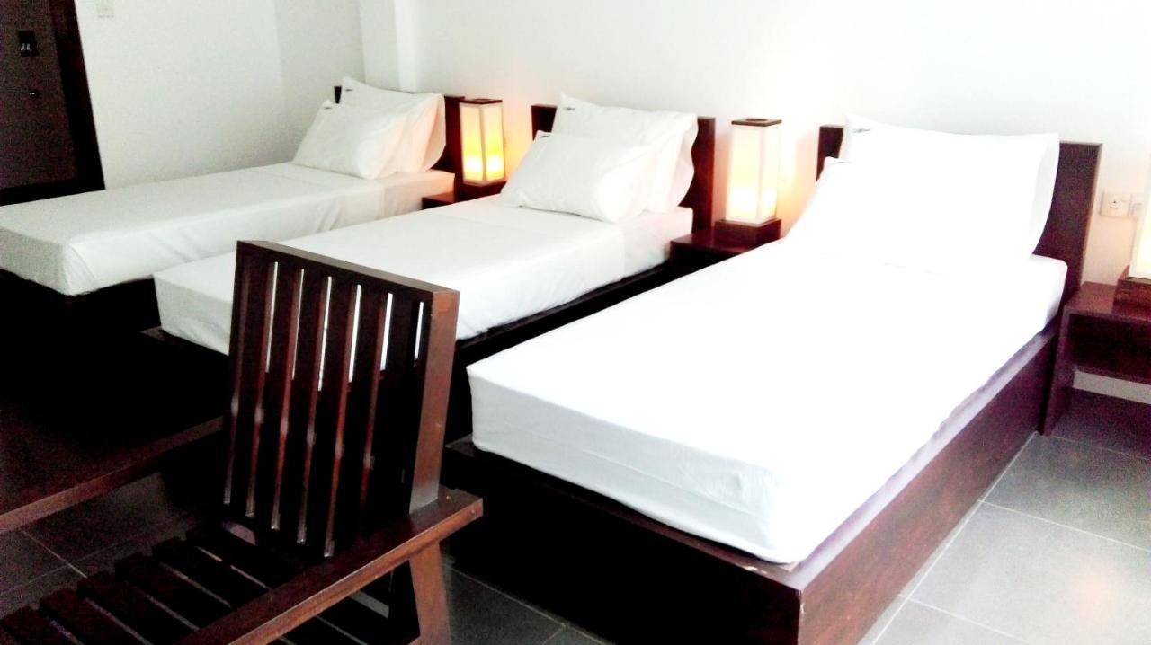 Lakmini Lodge Сигирия Экстерьер фото
